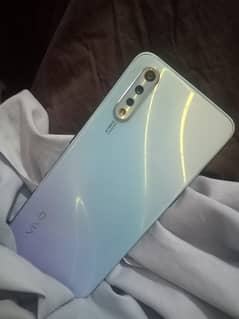 vivo S1