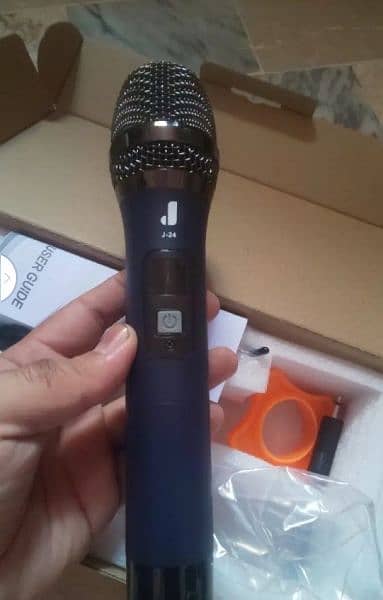 Mobile WIRELESS MICROPHONE HAND j24 2