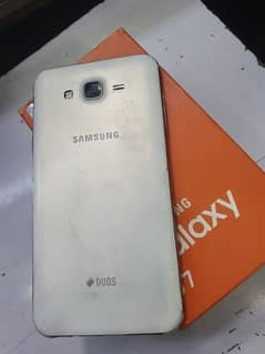 Samsung j7