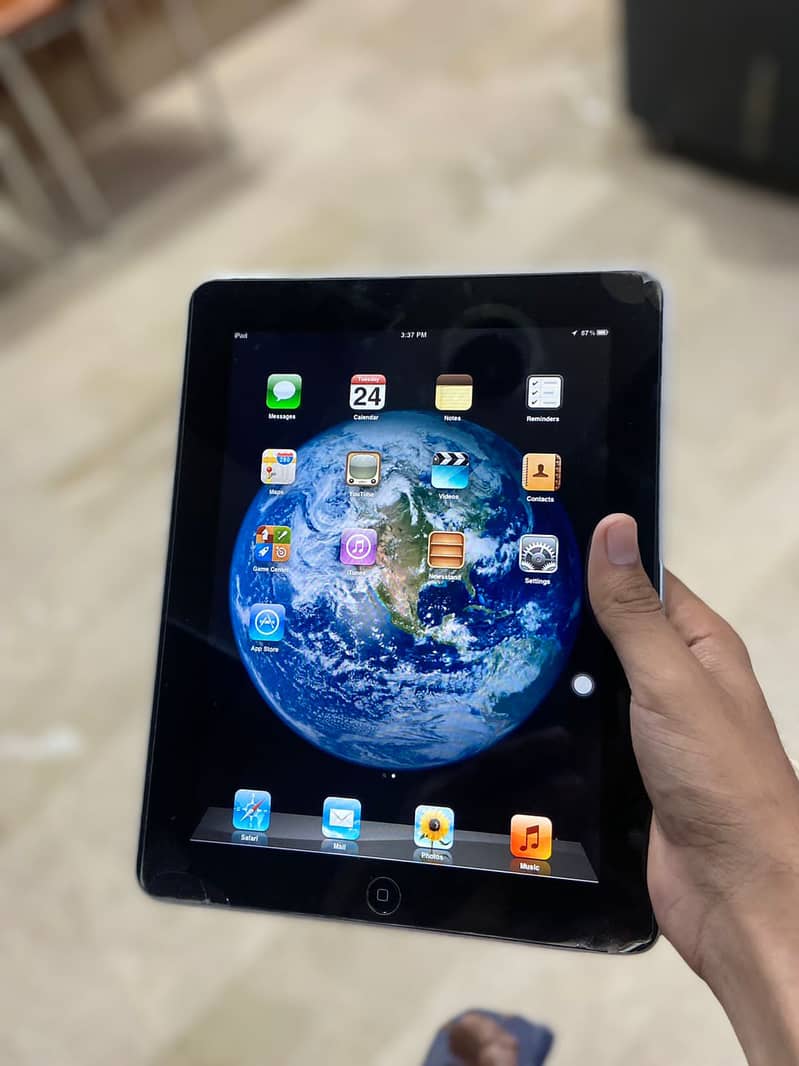 Apple I pad 1 6