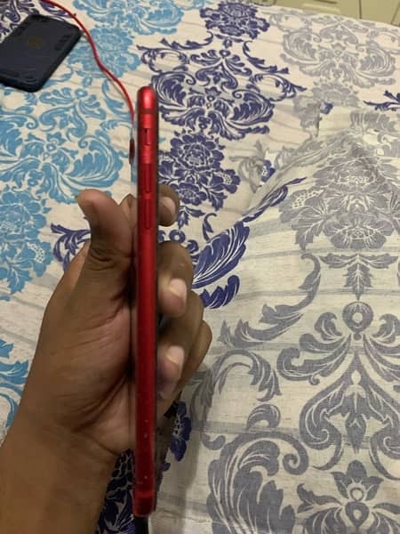 iPhone 7plus red color 3