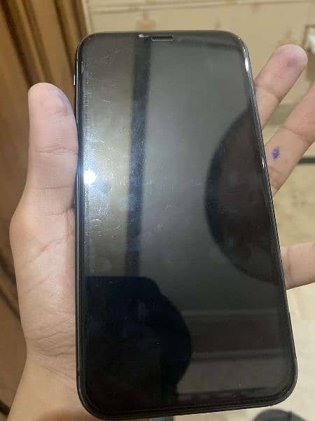 iphone 11 10/10 condition ha 64 jb b. h 93 factory unlock ha face idok 4