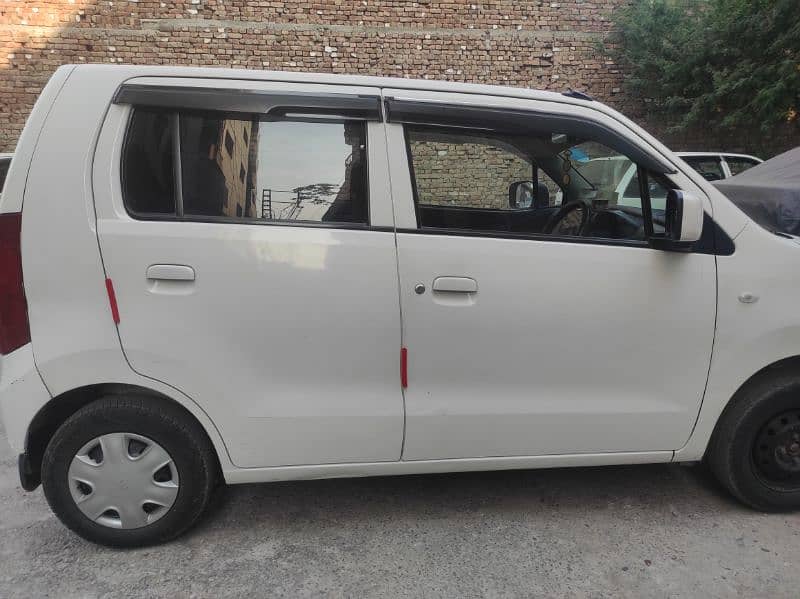 Suzuki Wagon R 2017 19