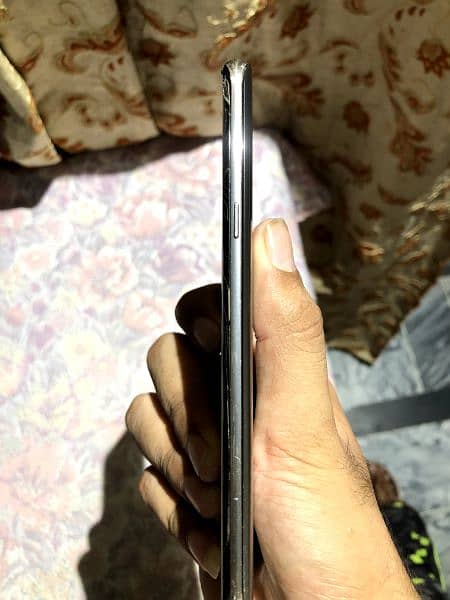 Samsung S8 plus edge Mobile painal Damage ha 1