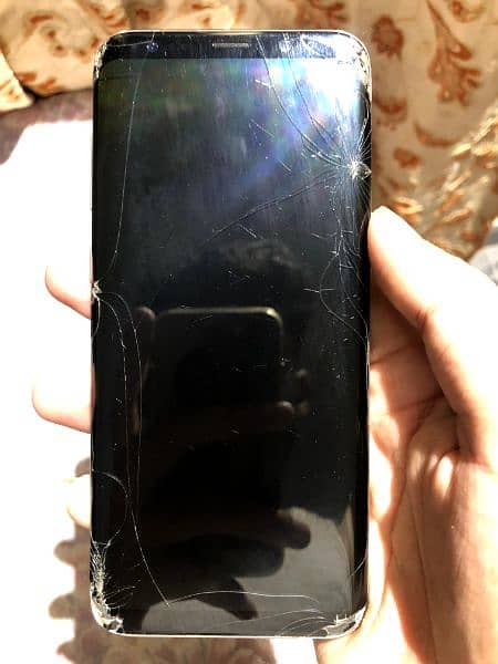 Samsung S8 plus edge Mobile painal Damage ha 2