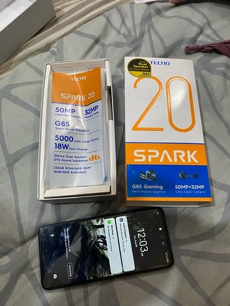 Tecno spark 20 0