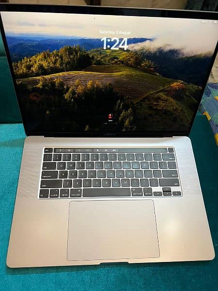 Macbook Pro 2141 core i9 2019 16 inch 10