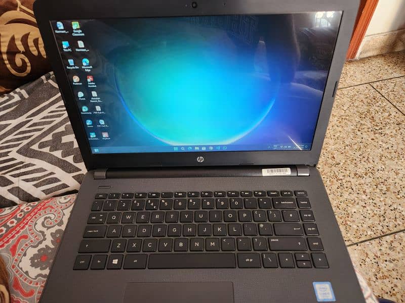 HP Notebook 240 G6 0