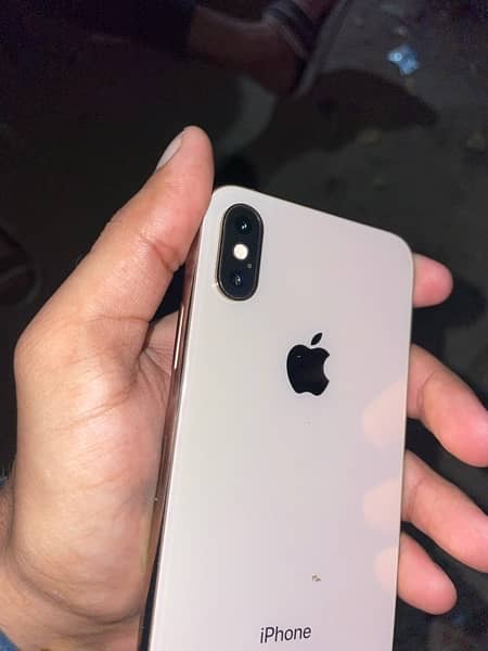 iPhone XS 1