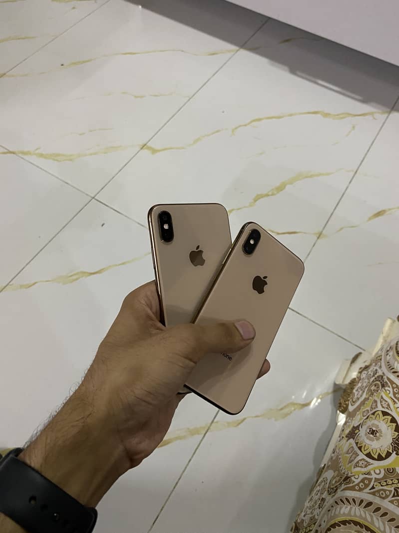 iPhone xs Non pta Factory Unlock Golden 1