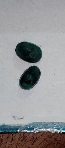 hi guys all how are you I have the stone this stone name  jamemerald 7