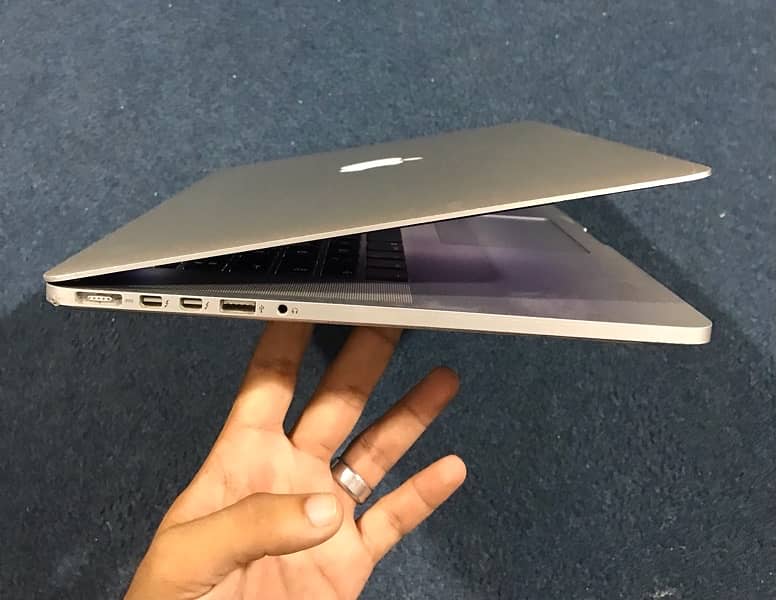 Apple MacBook Pro 2015 3