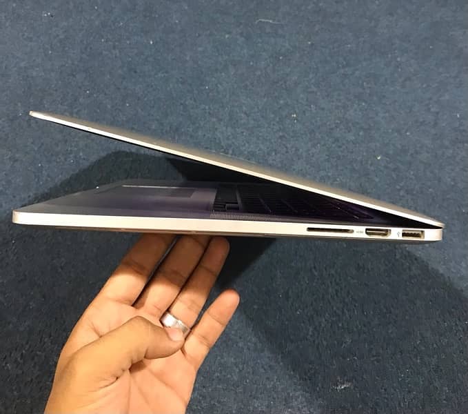 Apple MacBook Pro 2015 4