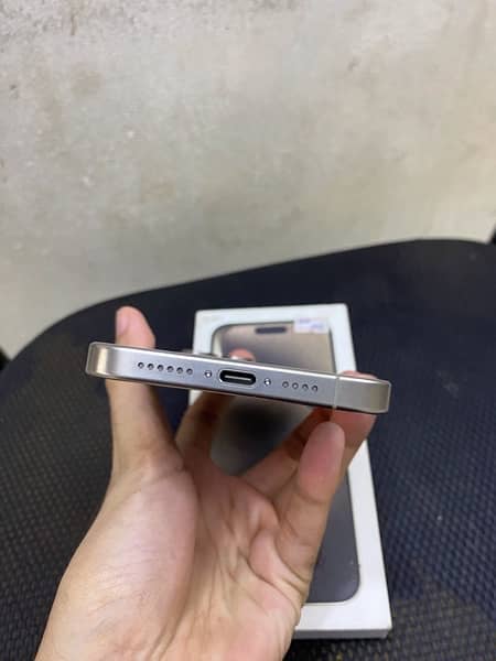 iPHONE 15 PRO MAX 256GB HK WITH BOX 6