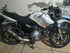 Yamaha YBR G