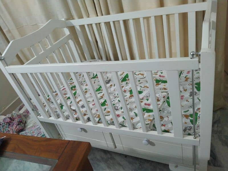 customized wooden  baby crib/cot. 1