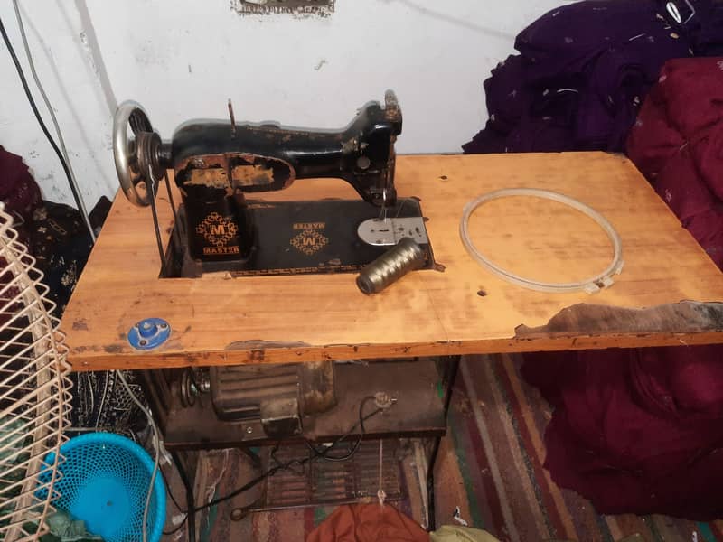 Embroidery Mending machine  indian machine in original paint 1