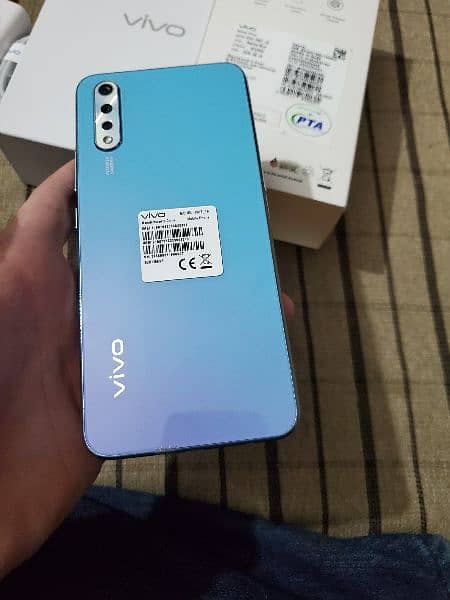 Vivo S1 6gb 128 gb original fresh stock available 2