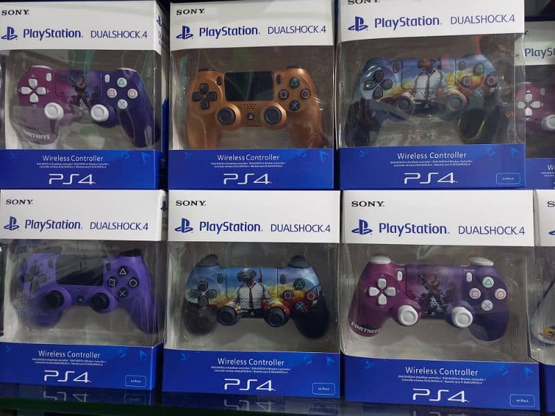 PS4 NEW CONTROLLERS 1