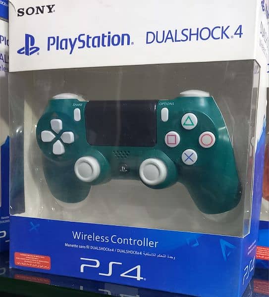 PS4 NEW CONTROLLERS 3