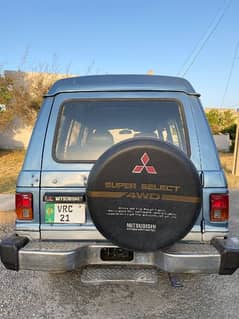 Mitsubishi Pajero 1989