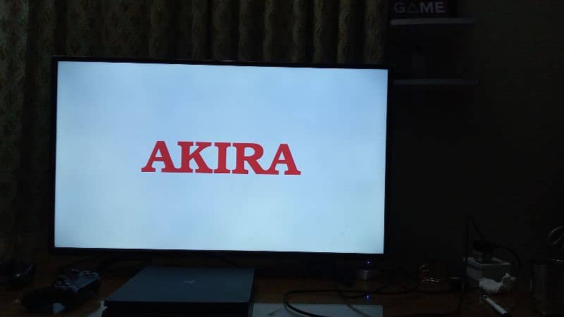 AKIRA LED 32 INCH 1