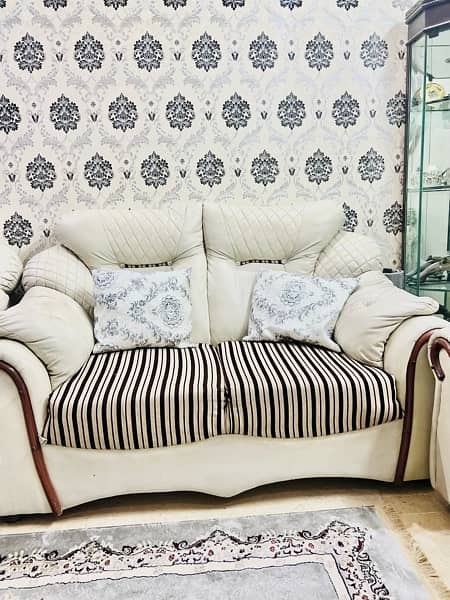 7 seater leather sofa set with cushions 2