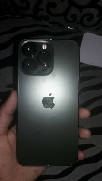 iPhone 13 Pro Max | 128GB | Graphite | Non-PTA | Excellent Condition 7