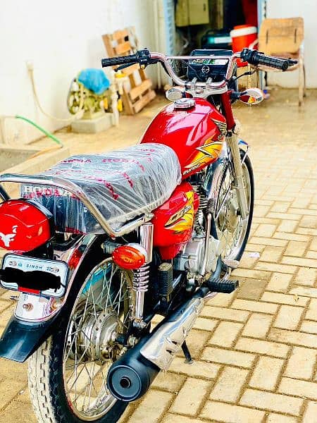 Honda cg 125 2021 good condition first owner karachi number 6