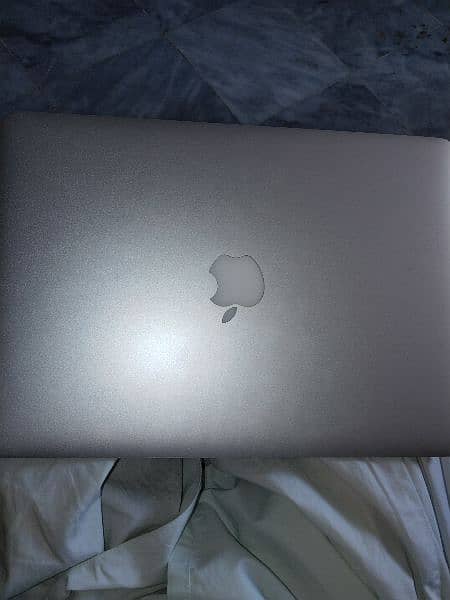 MacBook air 13 inch 2014 5