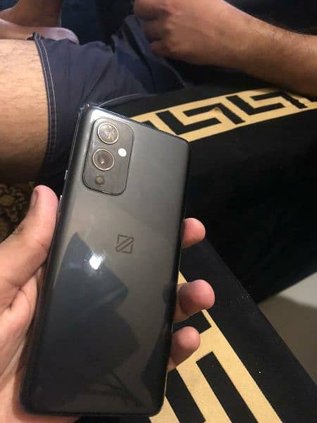 OnePlus 9 5