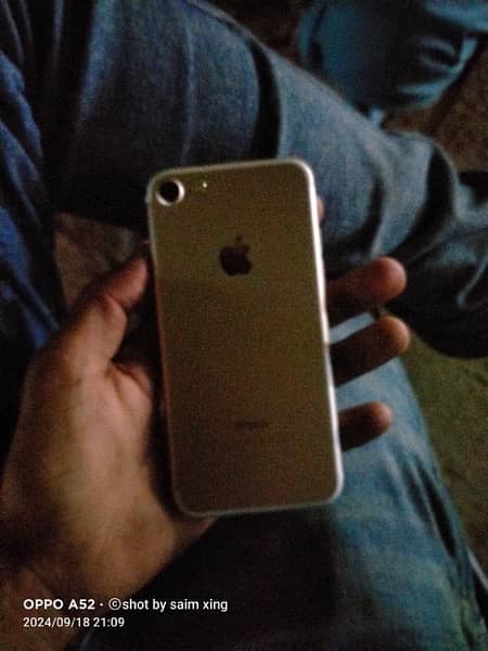 iPhone  7pta official approved 2