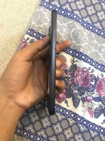 infinix note 11 4gb/128 gb 3