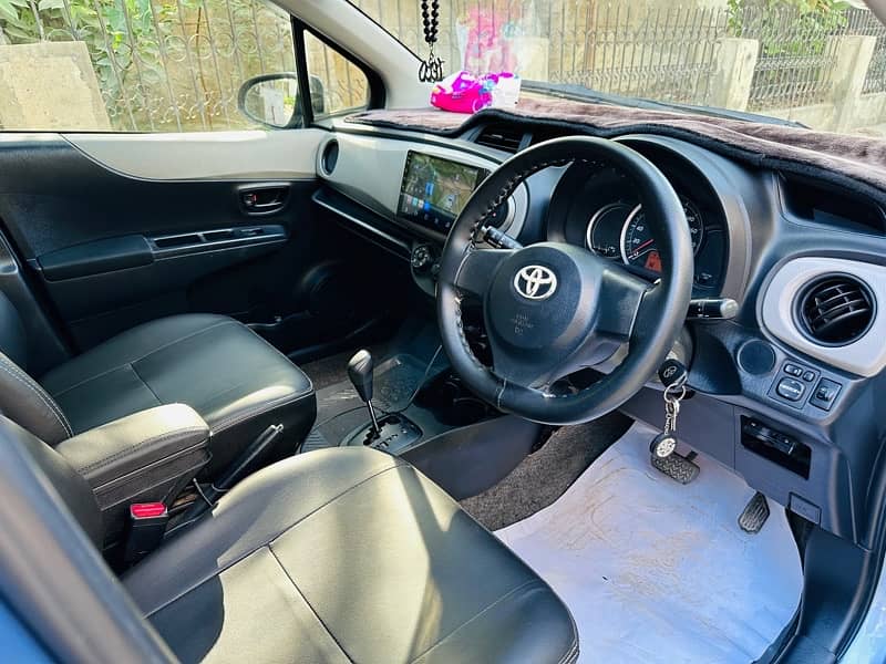 Toyota Vitz 2013 5