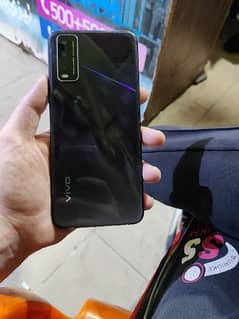 Vivo y20 4gb 64 gb pta approved 10.08