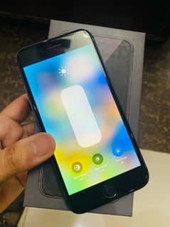 iPhone 8 256gb pta approved complete box