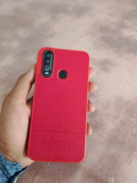 vivo 46. red colour4 0