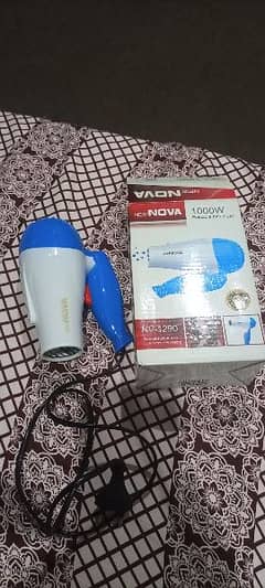 new Nova 1000W Foldable hair dryer 0