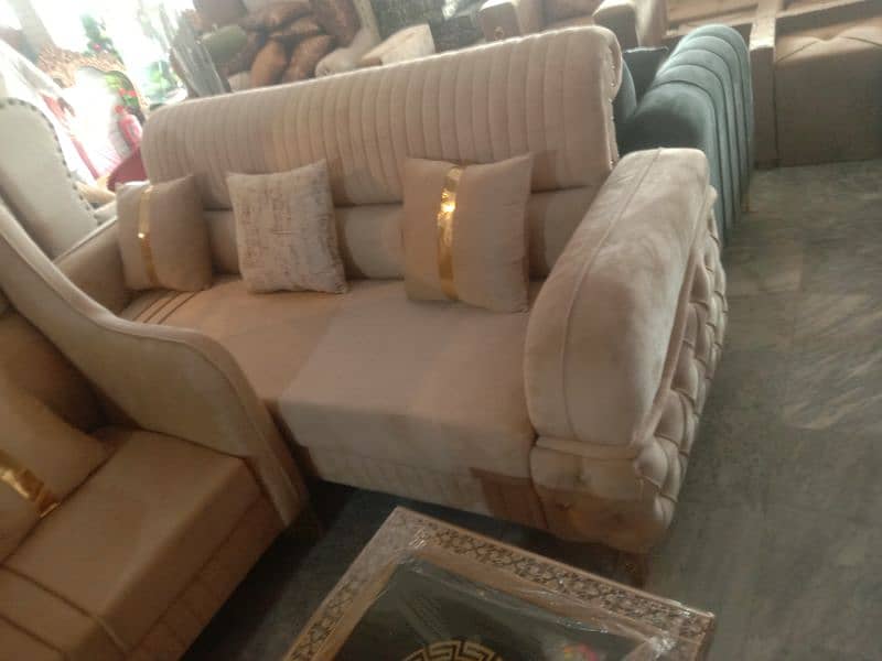 new disingn sofa set. 5