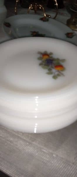 arcopal marble used but good dinner set 47000rs  (56 pcs) 2