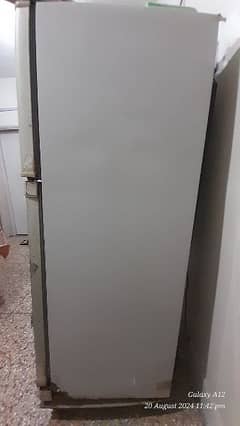 Dawlance fridge for sale