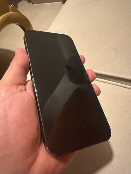 Iphone 13 pro max 256 GB (PTA Approved) 1