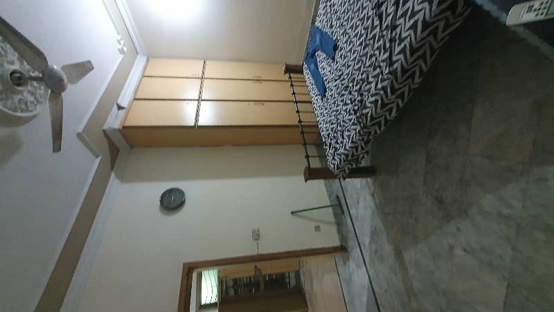 Bachelors Option 6 Marla 2. bed Lower Portion Garage Available For Rent Johar Town B2 4