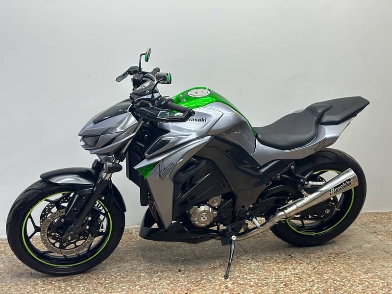 kawasaki z1000 400cc efi ( double cylinder ) 8