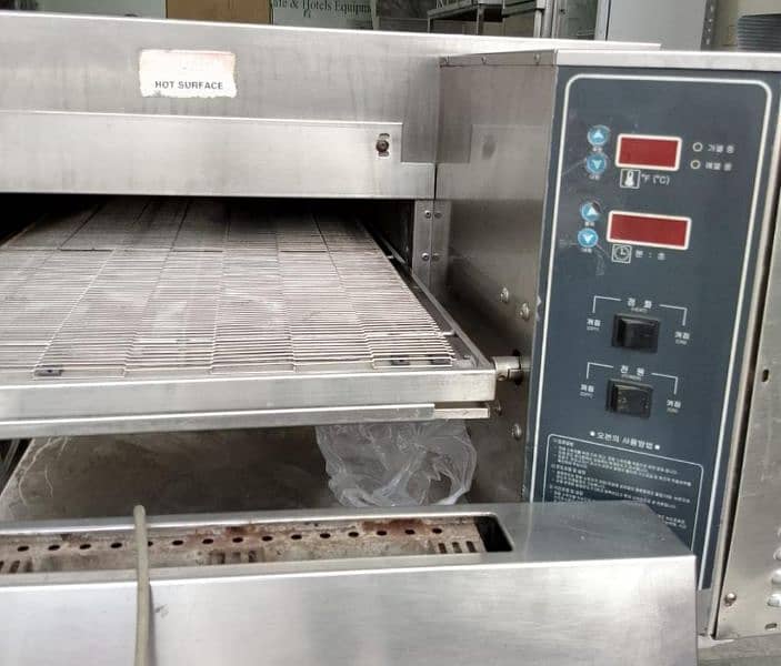 gasro quick conveyor belt pizza oven 18" belt , fast food setup 0