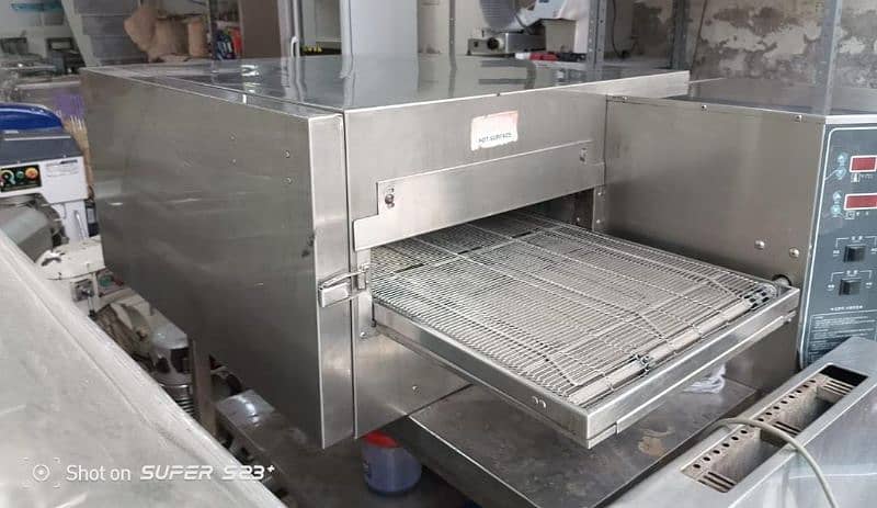 gasro quick conveyor belt pizza oven 18" belt , fast food setup 2