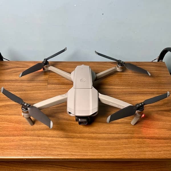 DJI Mavic Air 2 Fly More Combo 1