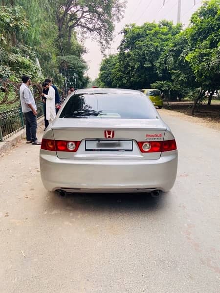 Honda Accord CL9 2