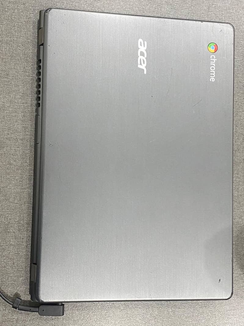 Acer ChromeBook C740 | 4GB Ram | 128 GB Hard 4