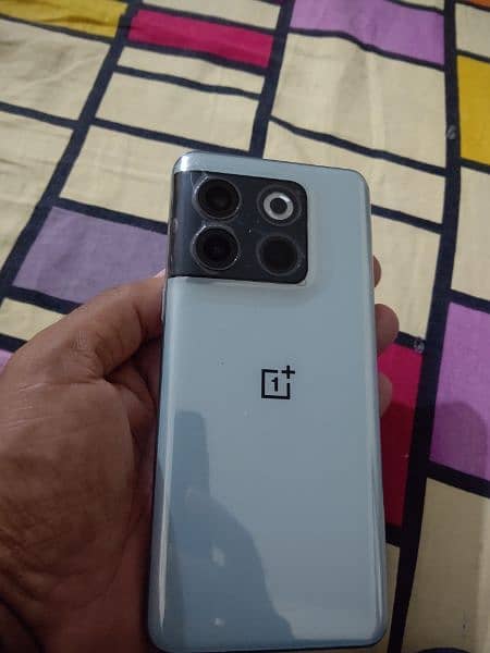 one plus 10T 2